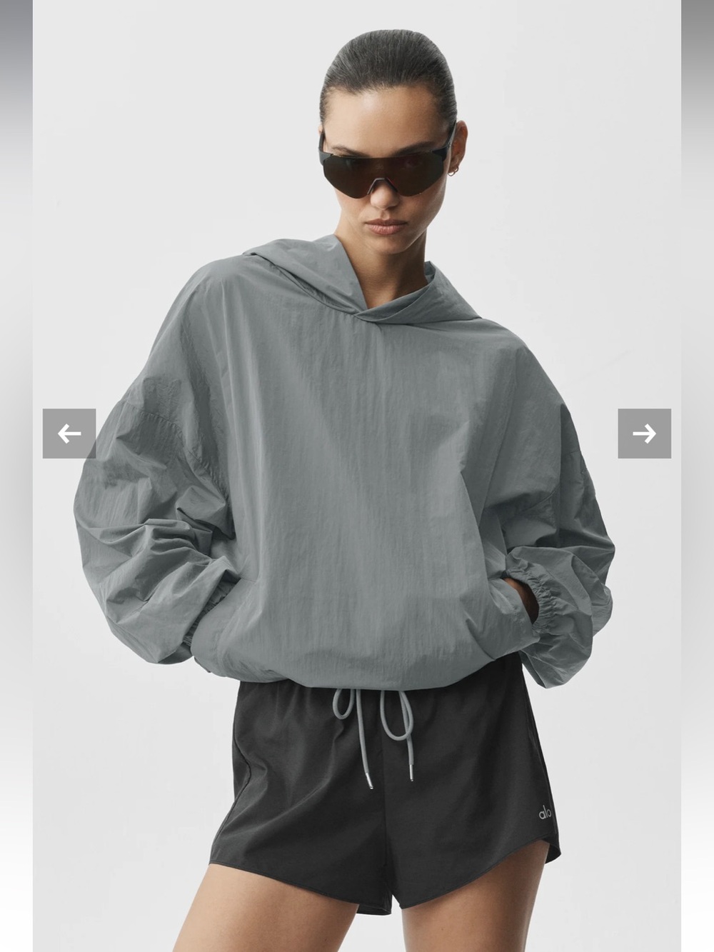 ALO Yoga Men's Lightweight Hooded Windbreaker - Light Gray